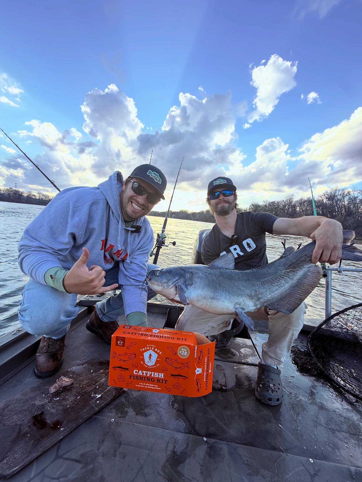 deadbolt fishing reel KastKing Speed Demon Elite Reel, World's Fastest 10.5:1 Gear Ratio / Baitcasting Deluxe Ice Anchors the reel allows for Select Color:Speckled White TAKEDO 5 Pairs MARUSEIGO