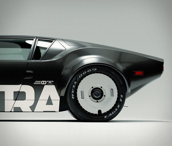 🟩⬜🟥 1972 De Tomaso #Pantera by designer Daniel Crane.