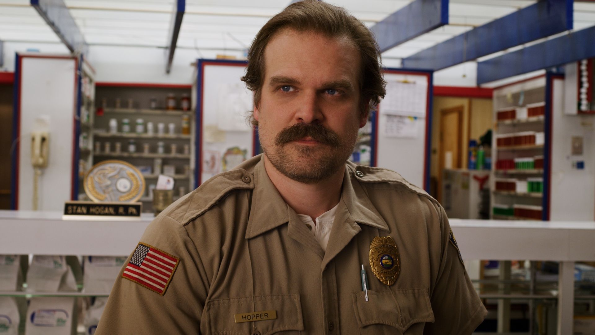 TVweb - 'Stranger Things' Star David Harbour Explains Why He Prefers ...