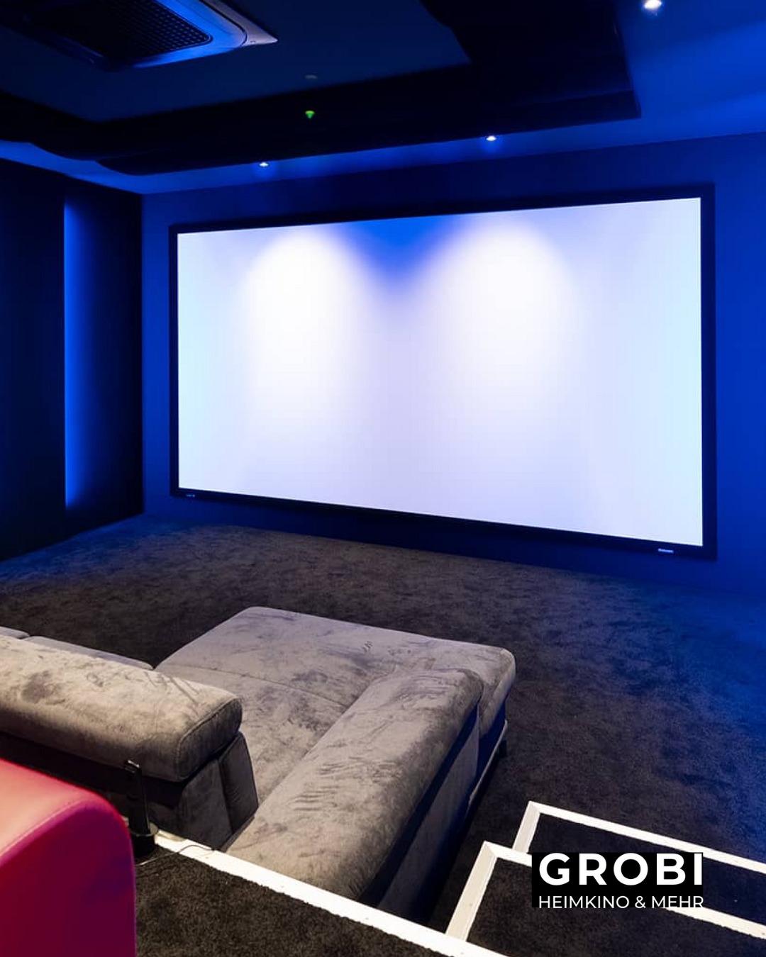 Grobi.tv - 🫣 Ein Heimkino wünscht sich doch jeder irgendwie ein kleines ...