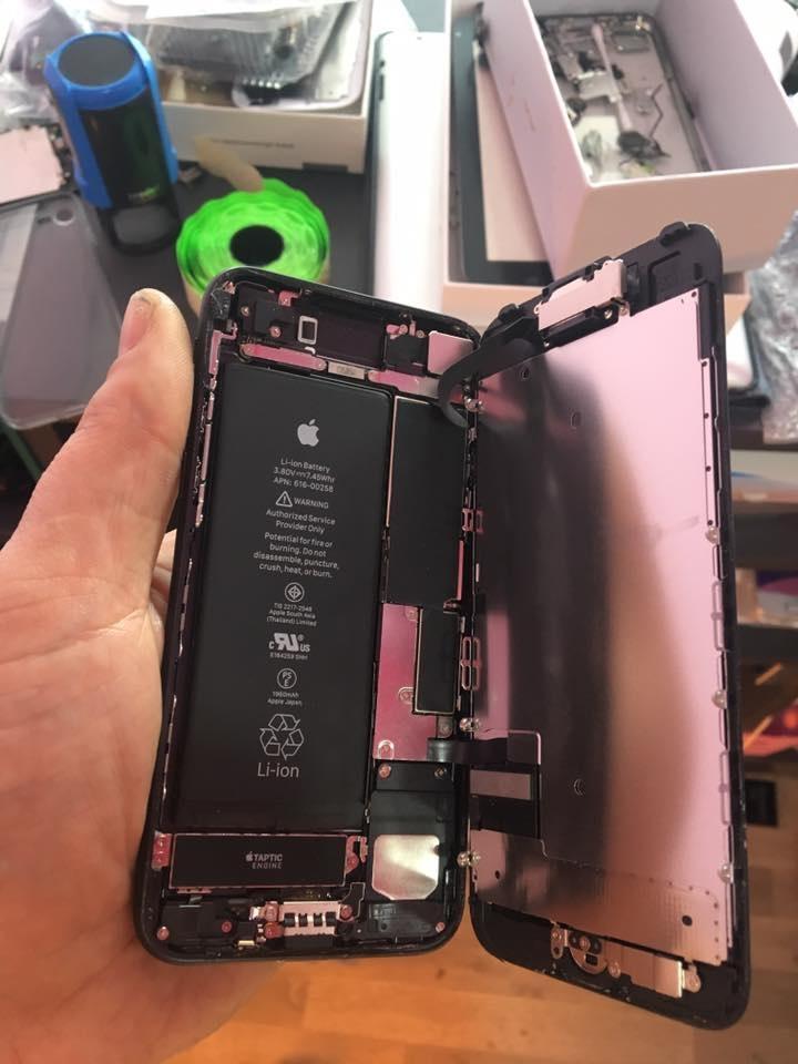 Service Reparatii Posts Facebook