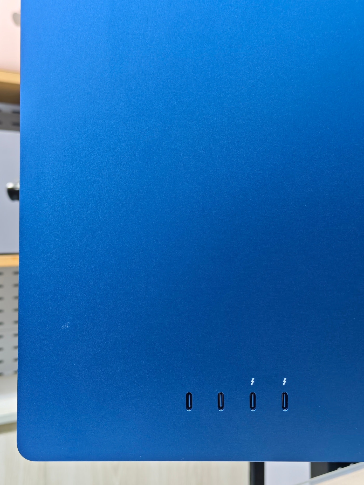 📣 Hallo Mac lovers I Mac M3 Wonderful color (Blue). 🔹 Open Box
