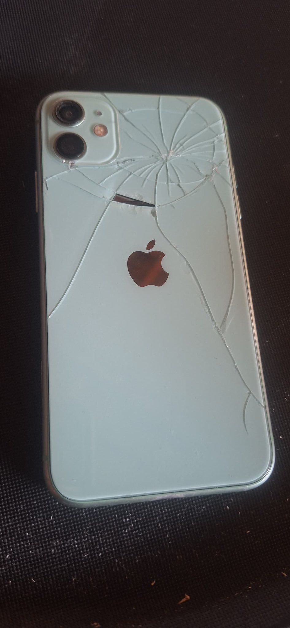 Iphone 11 64GB Chance 🔥 Sim Locked Face ID ✓ Display Change Good