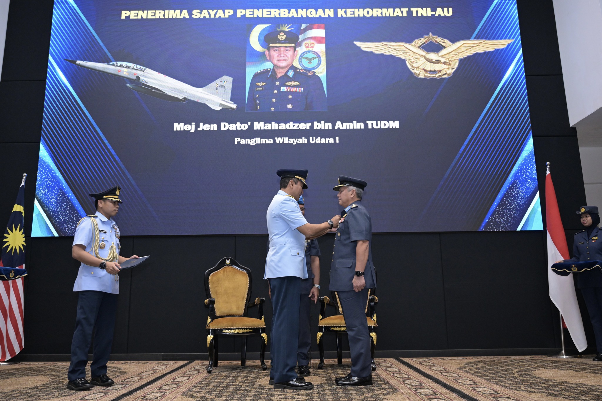 Tentera Udara Diraja... - Tentera Udara Diraja Malaysia