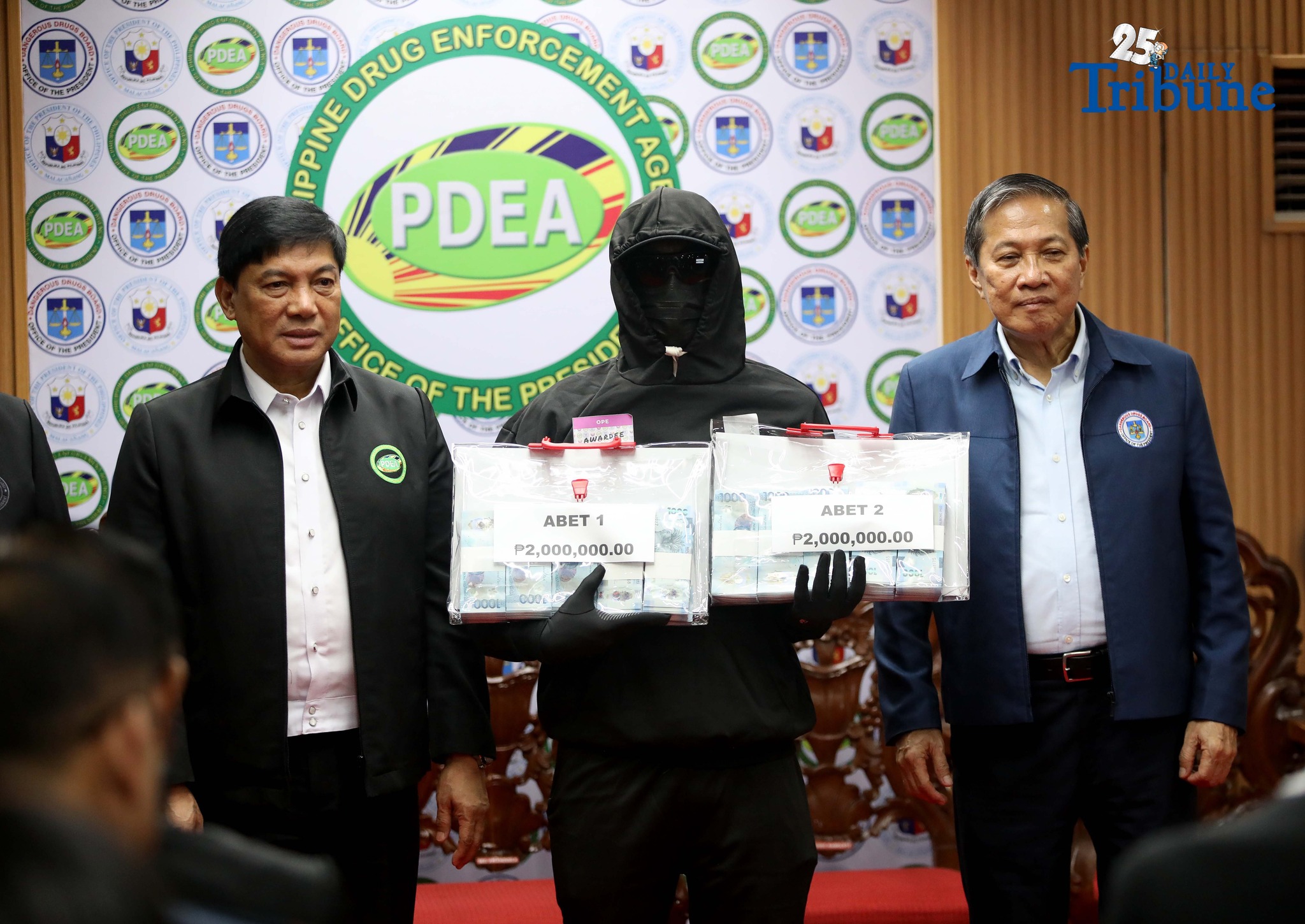 Daily Tribune - PDEA HONORS CIVILIAN INFORMANTS The... | Facebook
