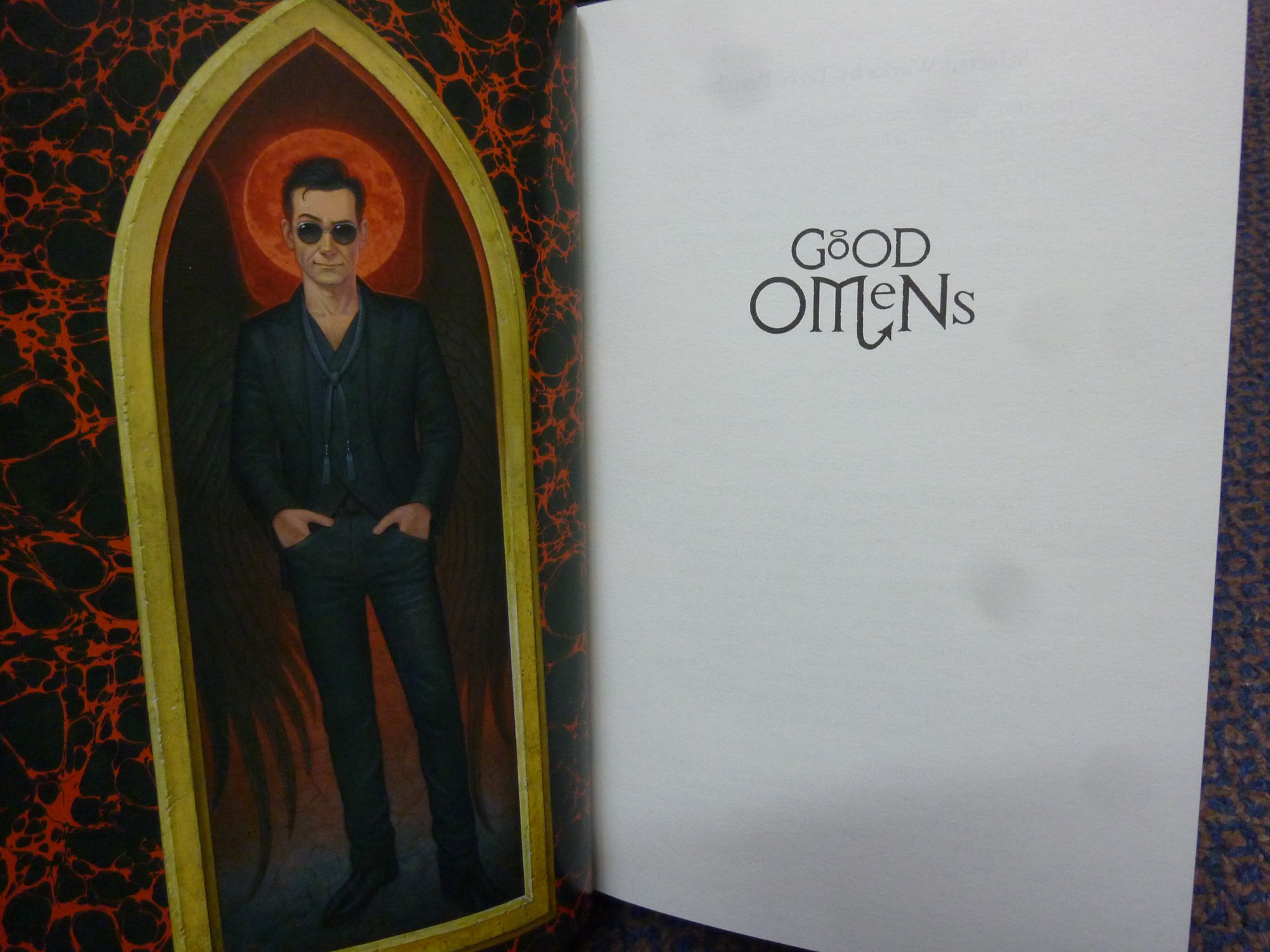 Unboxing!!!! Good Omens graphic novel!!!