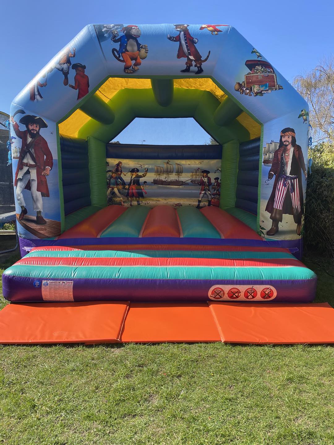 Norfolk Inflatables Limited Bouncy Castle Hire | Norwich