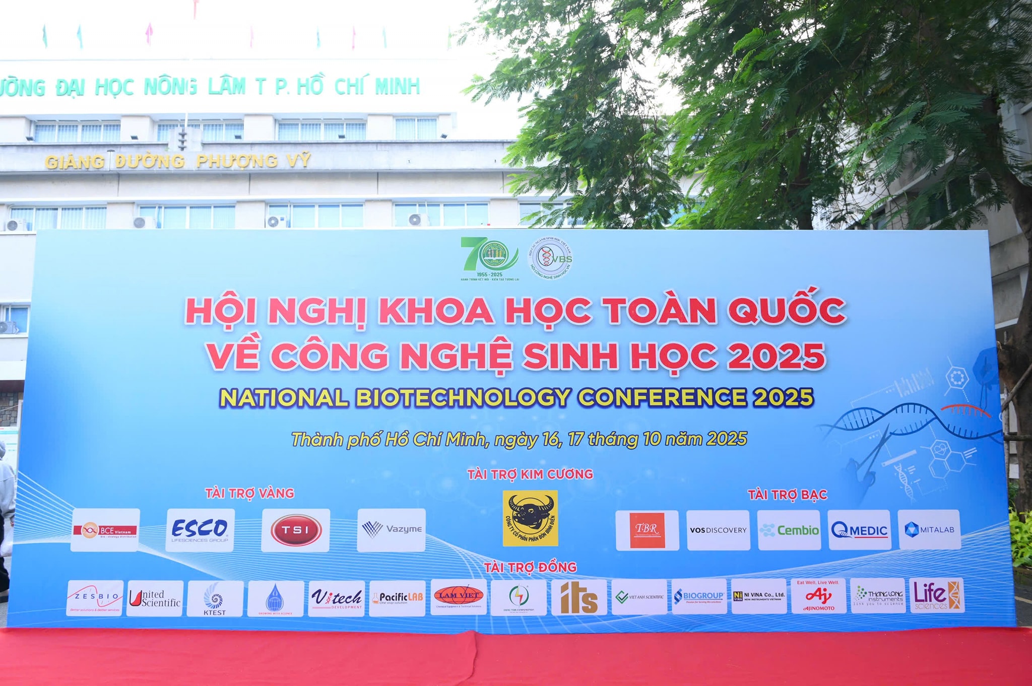 Trường Đại Học Nông Lâm... - Trường Đại Học Nông Lâm TP.HCM