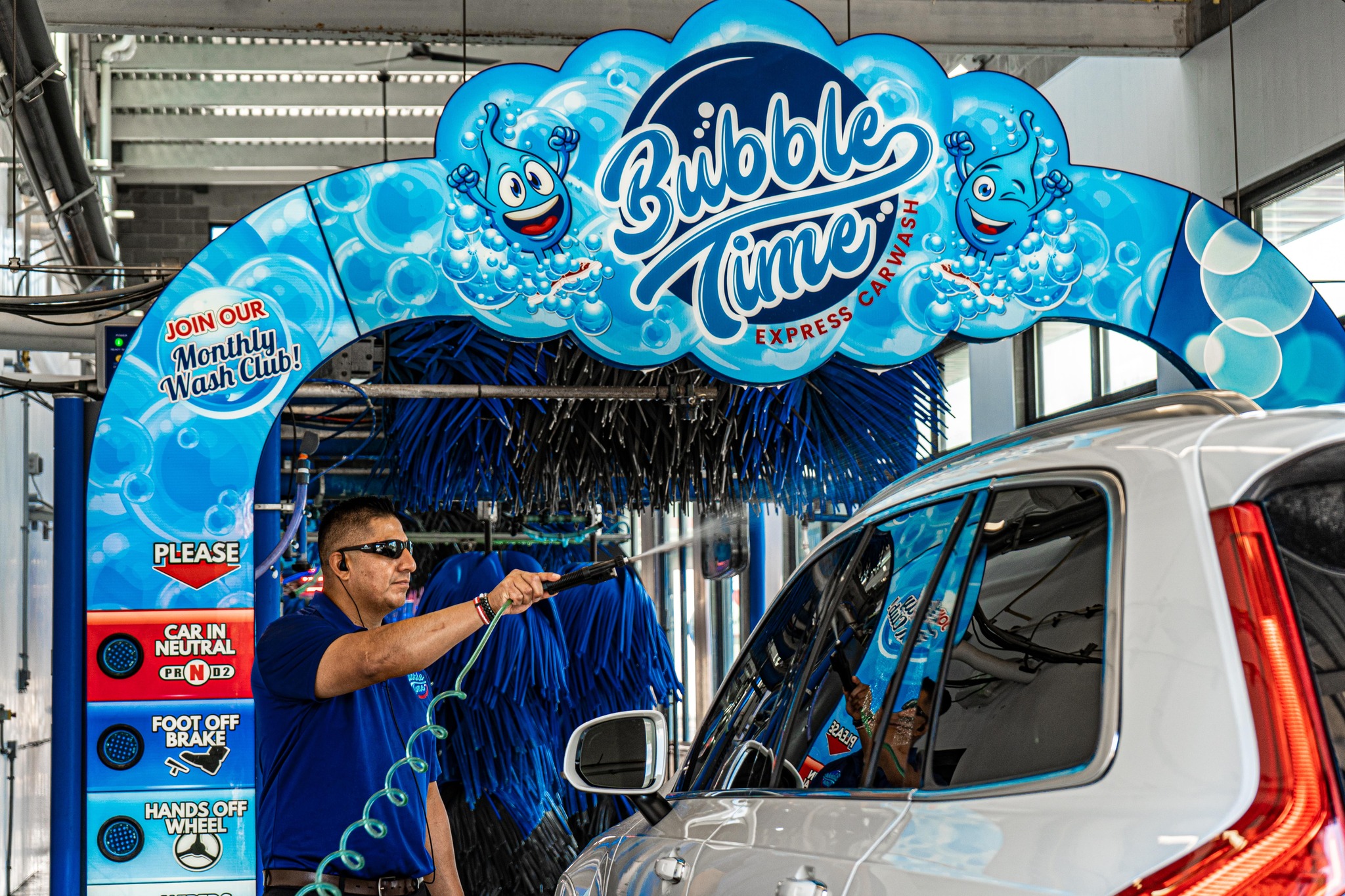 Big Bubble Car Wash And Repair: Shine & Revive Today