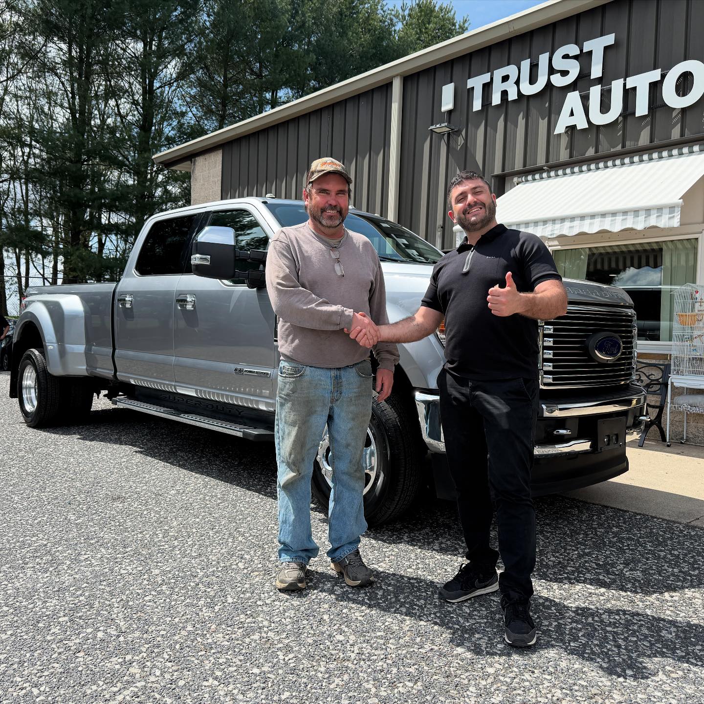 Trust Auto Latino | Sykesville MD