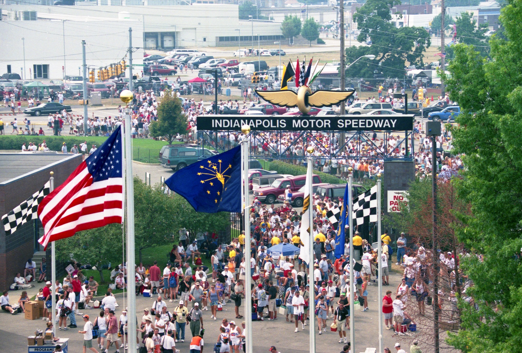 Left-turn quip around the Indianapolis Motor Speedway photo 2