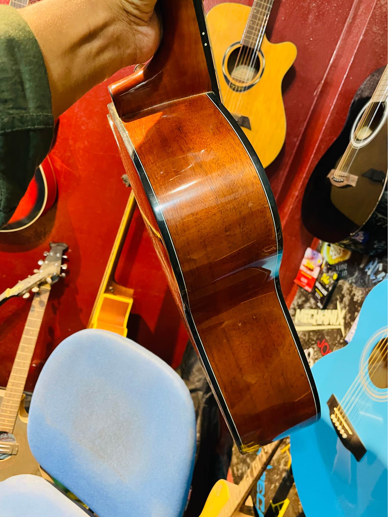 Deviser L2 - 720A acoustic guitar only one month used - Acoustic ...