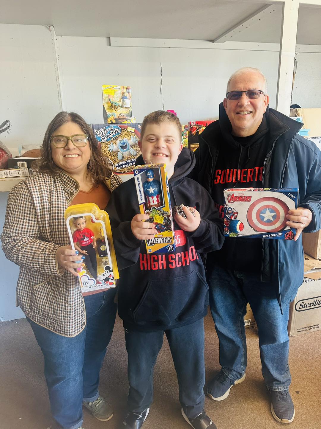 Collegeville - Every Child Deserves a Christmas! High 5 for Christmas ...