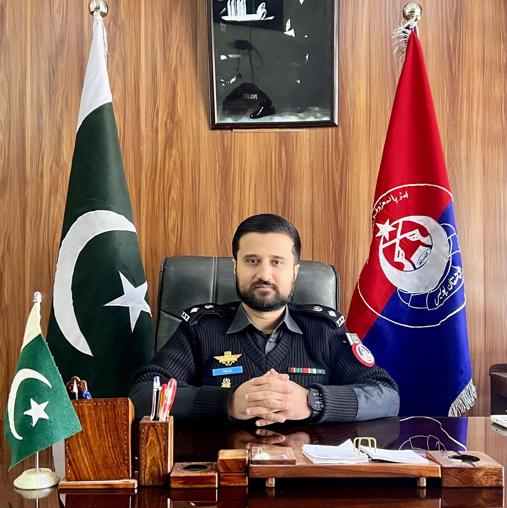 سکول میں بچوں کو تعلیمی اسباق کے ساتھ ساتھ بہترین اخلاقی تربیت بھی دی ...