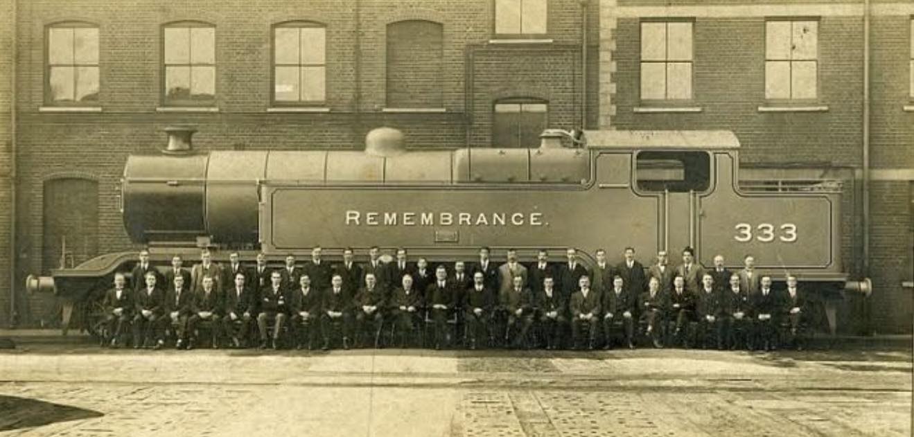 Fact - Fact Slap 👋 Railways 200. The LB&SCR L Class was a class of 4-6 ...