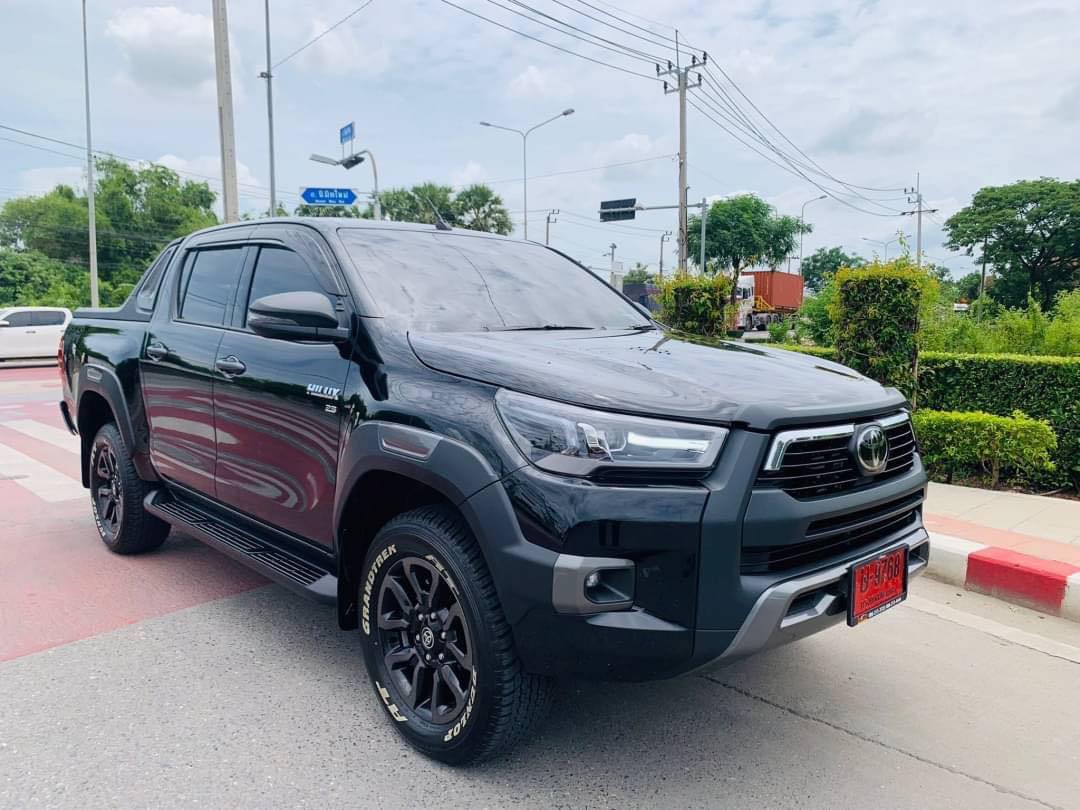 นุ่น รถบ้าน - ใหม่ TOYOTA REVO ROCO DOUBLE CAB 2.8 V 4X4...