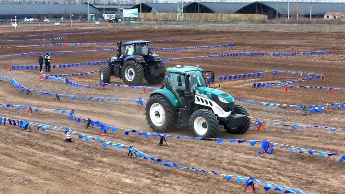 LOVOL - 🚜 Pioneering the Future of Agriculture! We... | Facebook