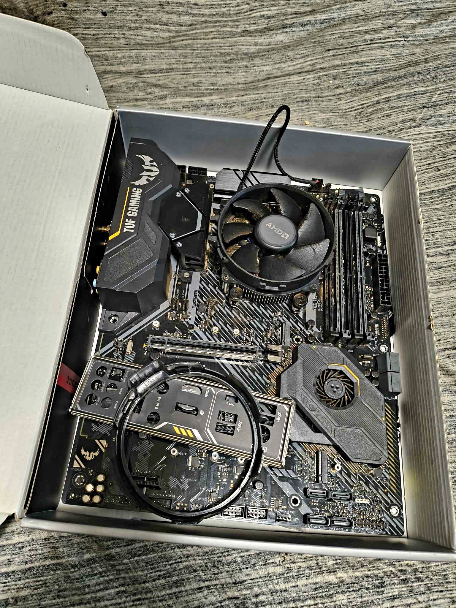 Asus Tuff Gaming X570 plus Wi-Fi - WITH R5 3600 - Tapestries ...