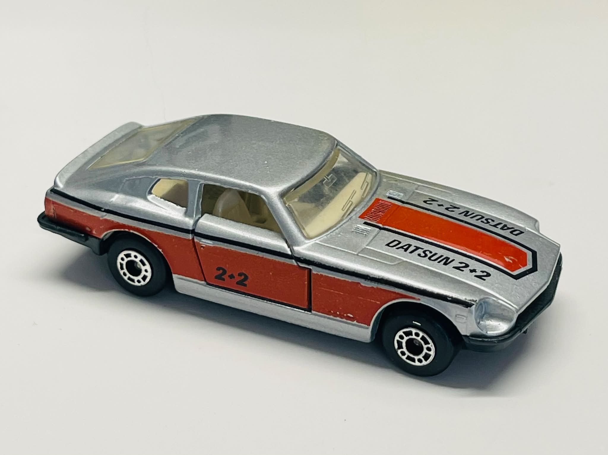 Matchbox Datsun 260Z 2+2 220 PAARATTEE SNSUU DATSUN2+2 2+2 DATSUN
