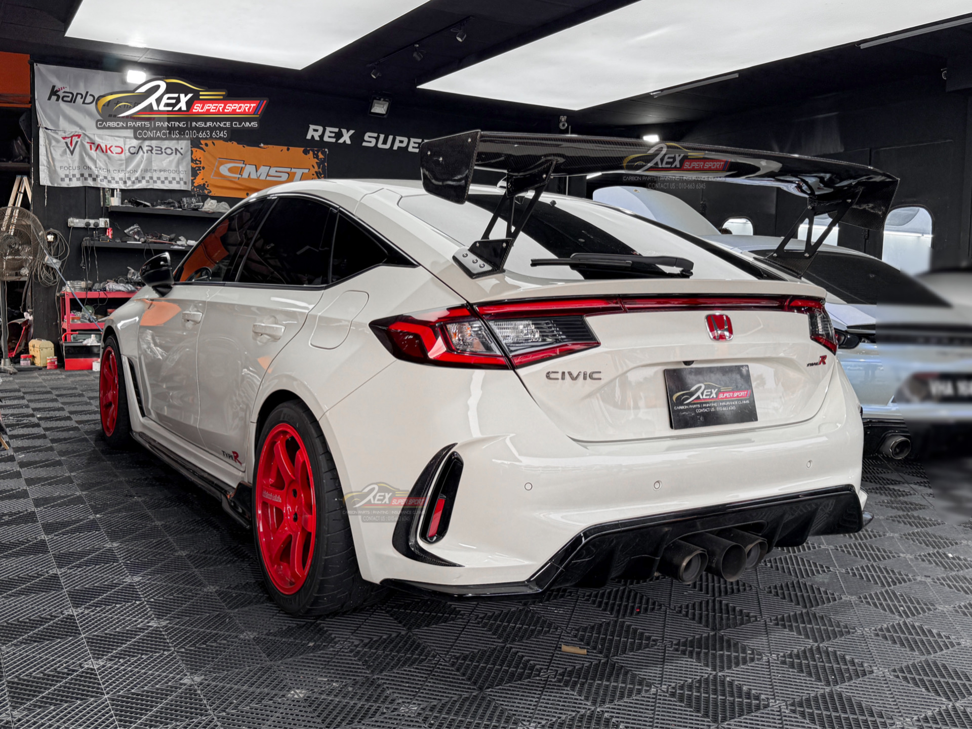 Rex SuperSport - Honda FL5 Type R Add On Rear Carbon Parts... | Facebook