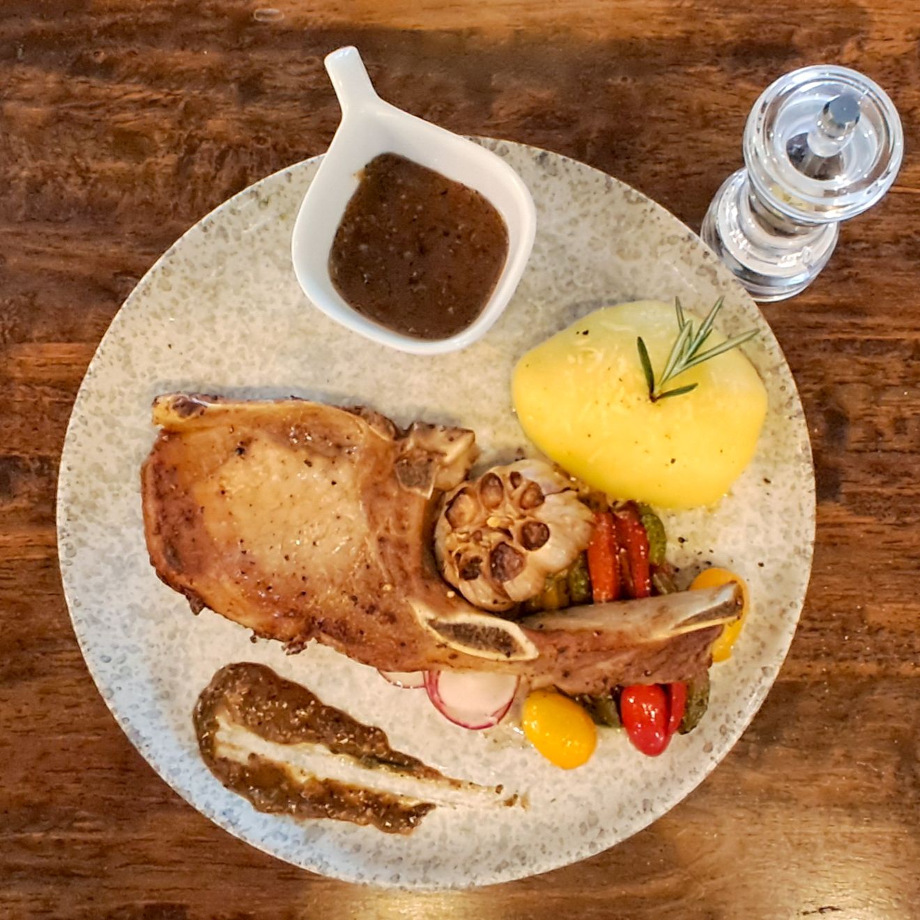 Hi Samui Hostel - 🥩 Pork Chop by Chef Wason Grilled... | Facebook