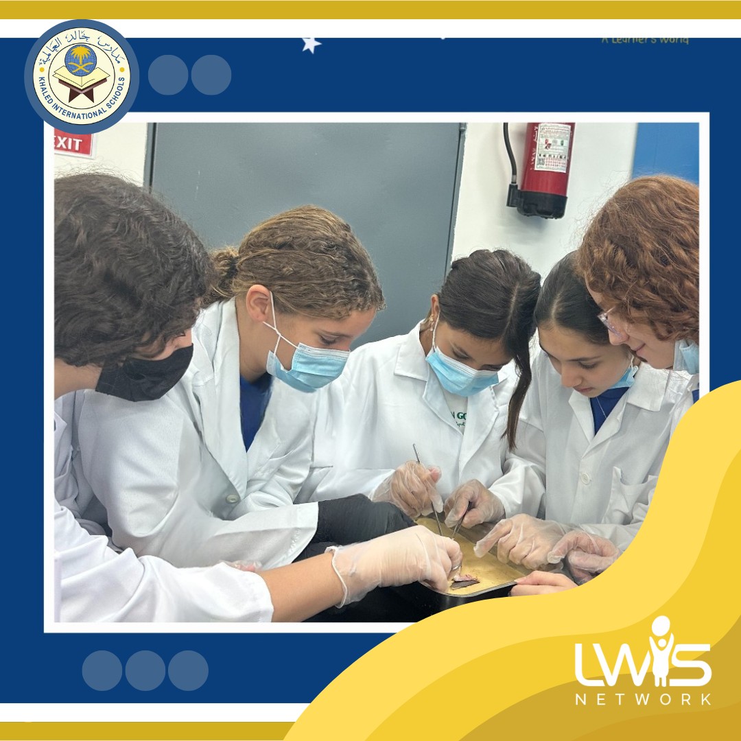 LWIS - KiS Riyadh Grade 8 students carried out a heart dissection to ...