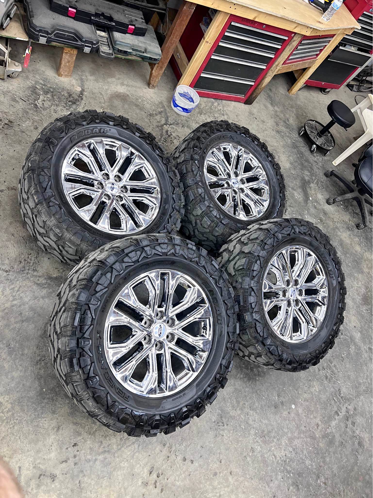 2025 King Ranch / Lariat Stocks 6x135 35x12.50r20 Radar Renegade X ...