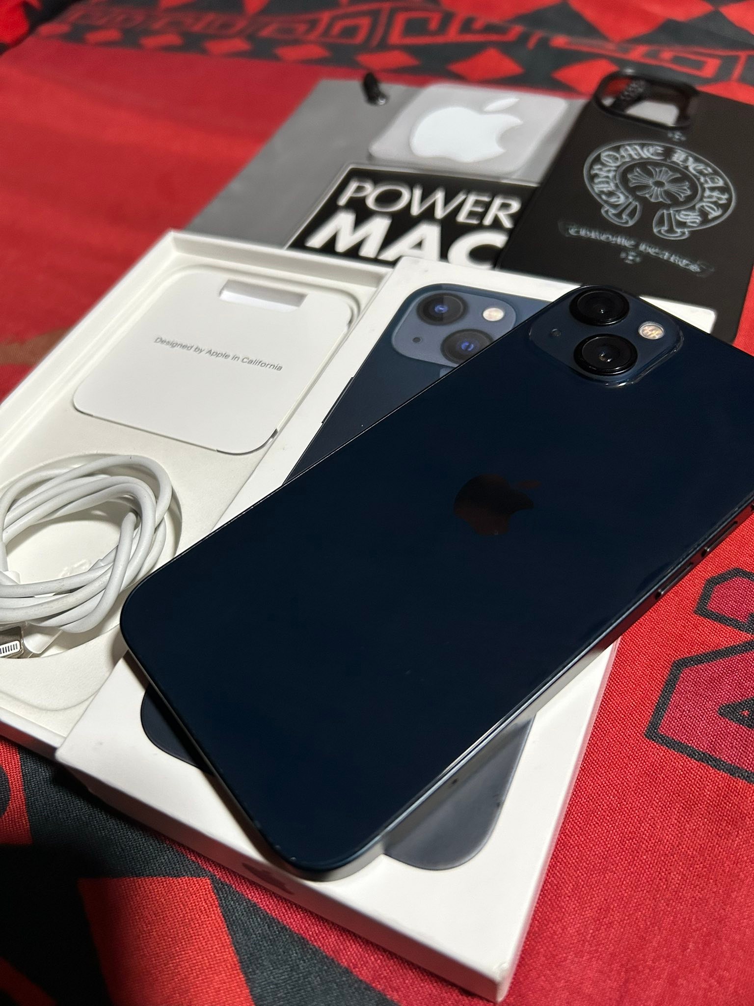 Iphone 13 Midnight blue