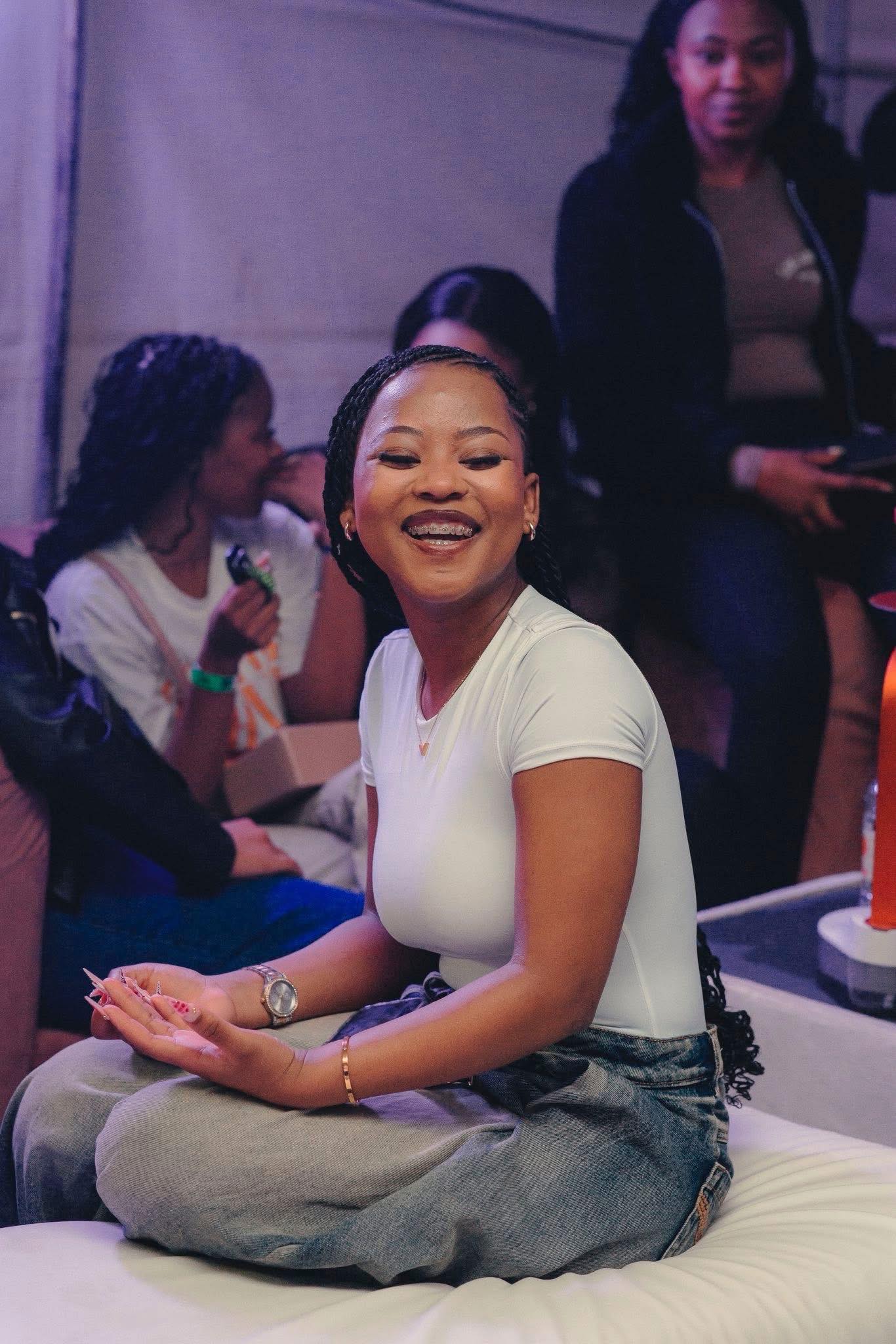 Andile - “i smile🥹” | Facebook