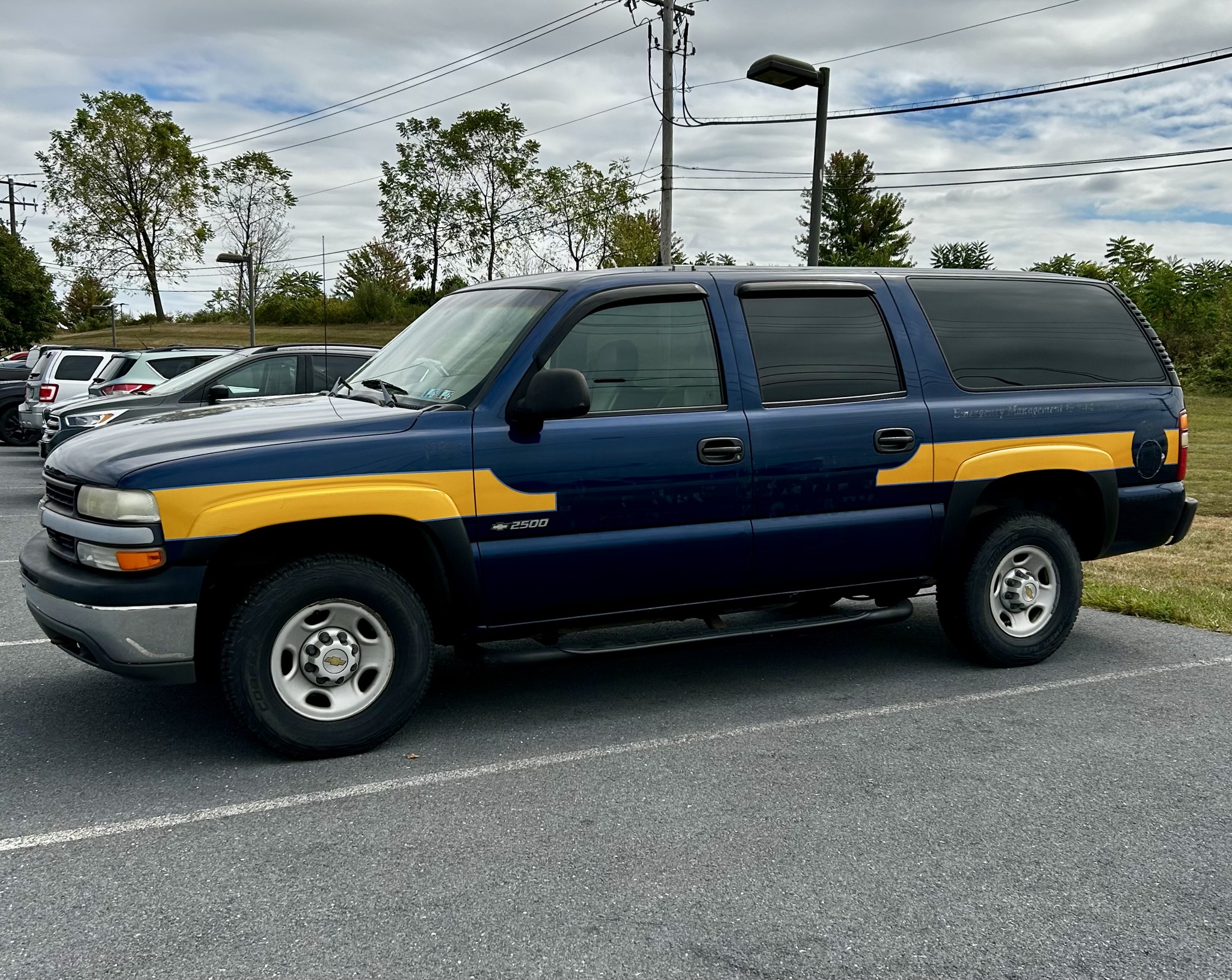 アン^ - ^ Village of South Elgin auction: 2016 Ford Escape and generator