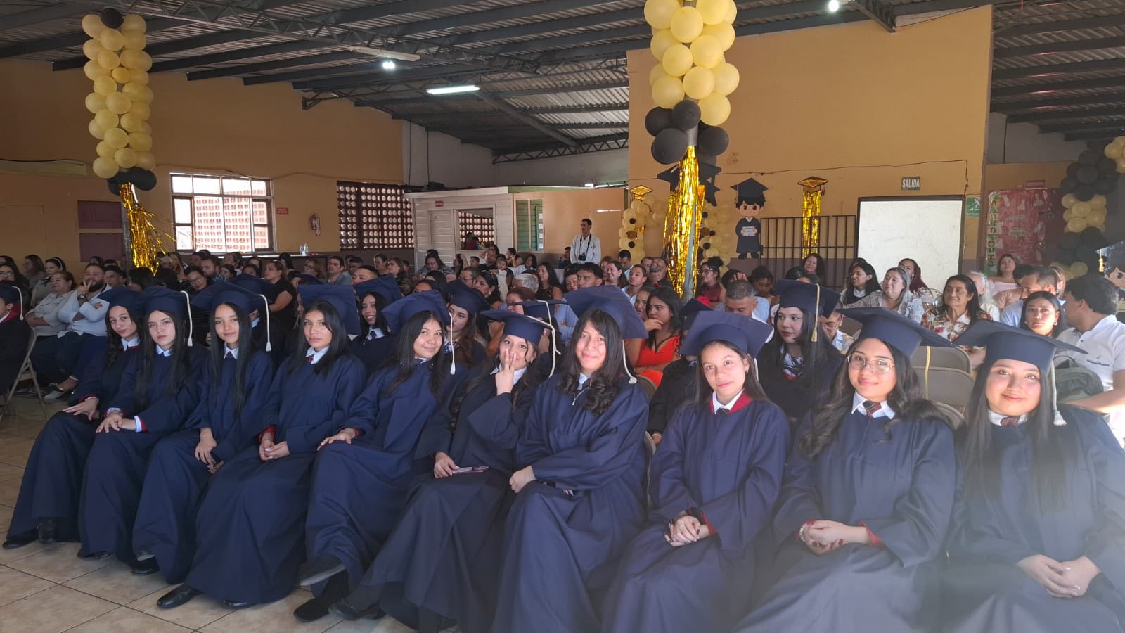 Instit... - Instituciones Educativas Privadas Dr. 