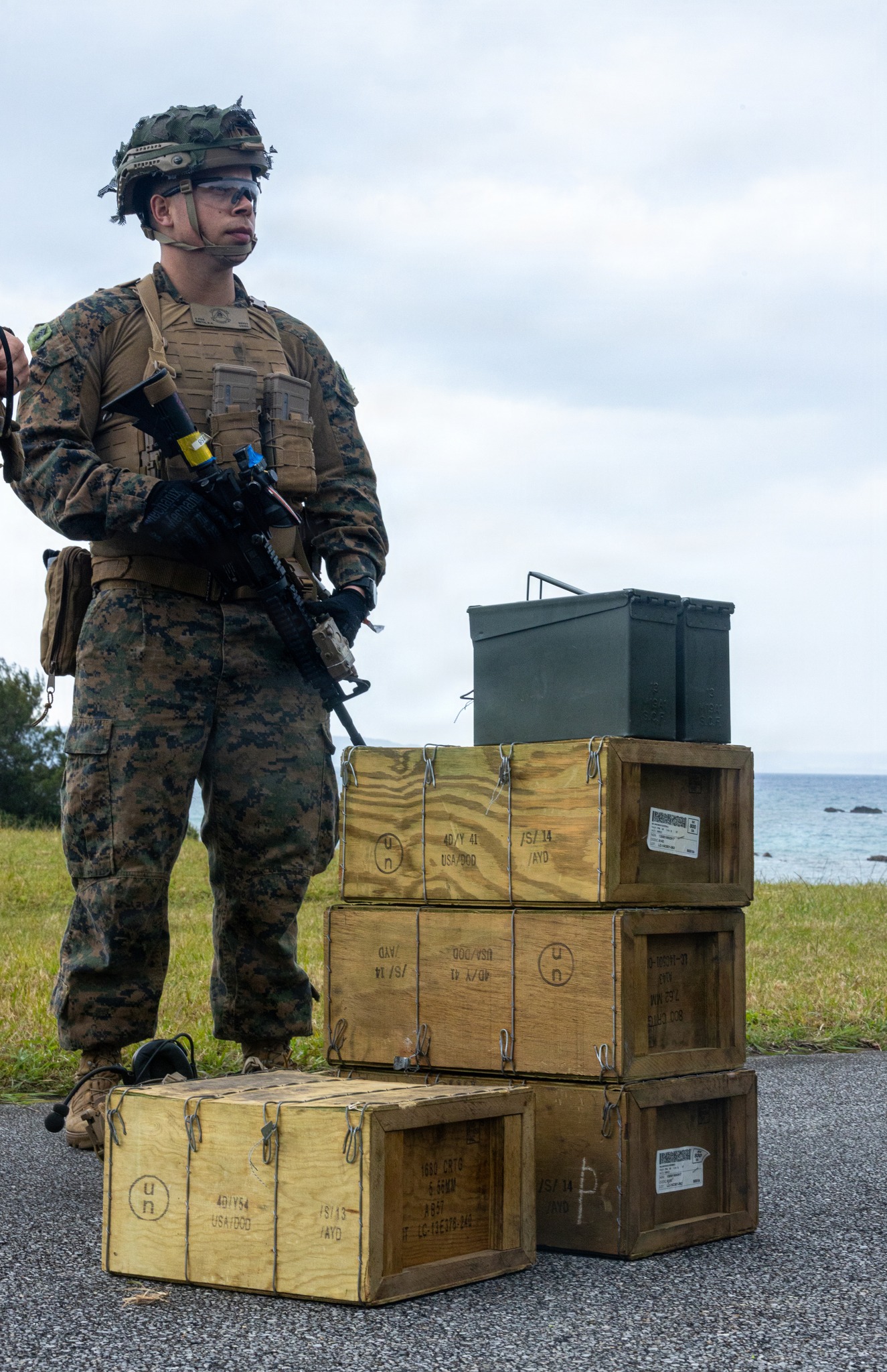 31st MEU | USS New Orleans Ordnance Offload 📍 Kin Blue Beach