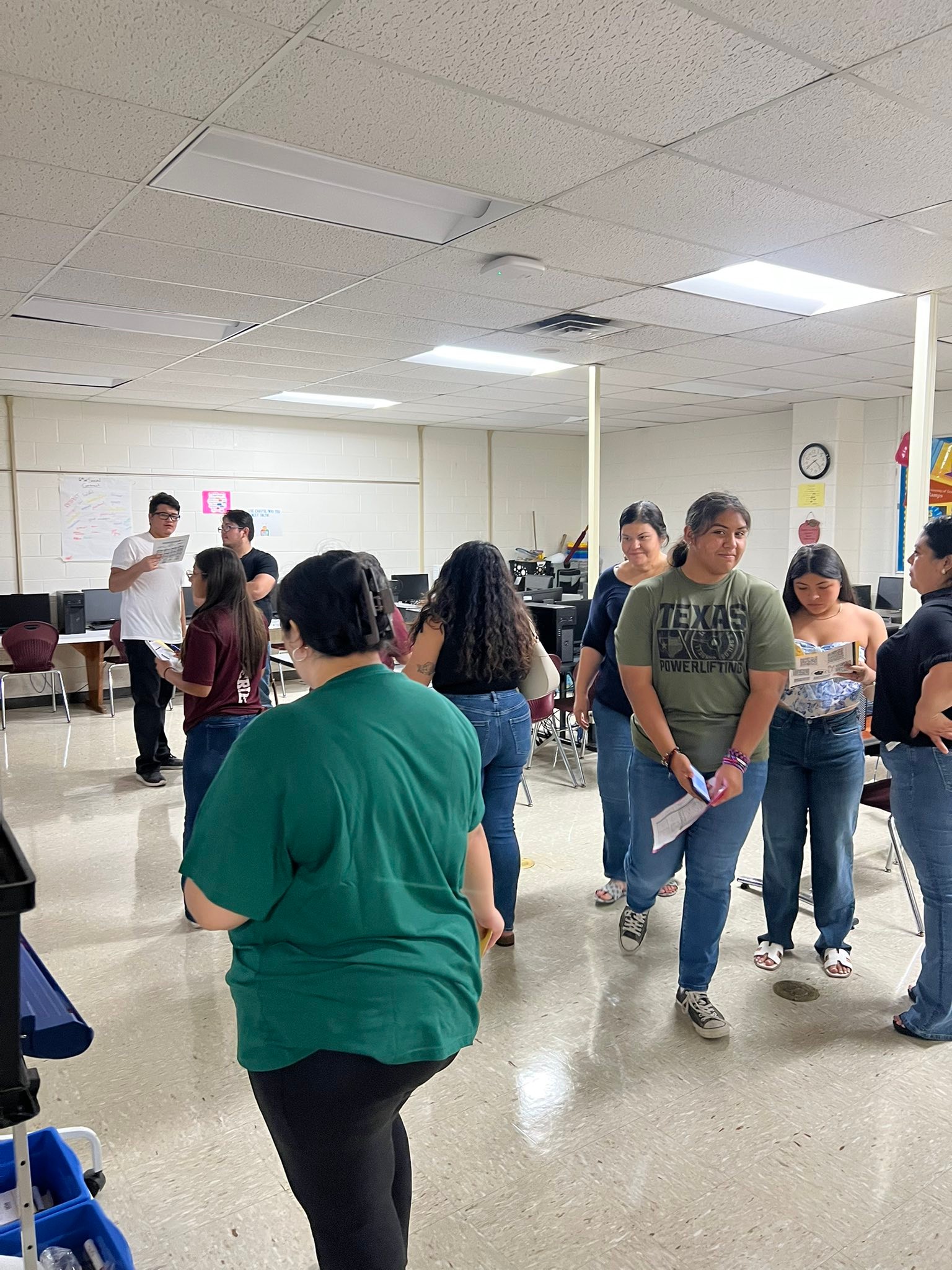 DISD Donna High School added a... - DISD Donna High School
