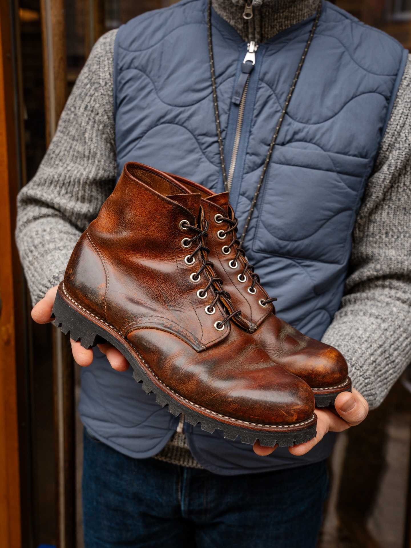 【豆育】REDWING 9086 MIL-1 BLUCHER OXFORD Archives Monday: Dress up! This beautiful 9086 Mil-1 Blucher