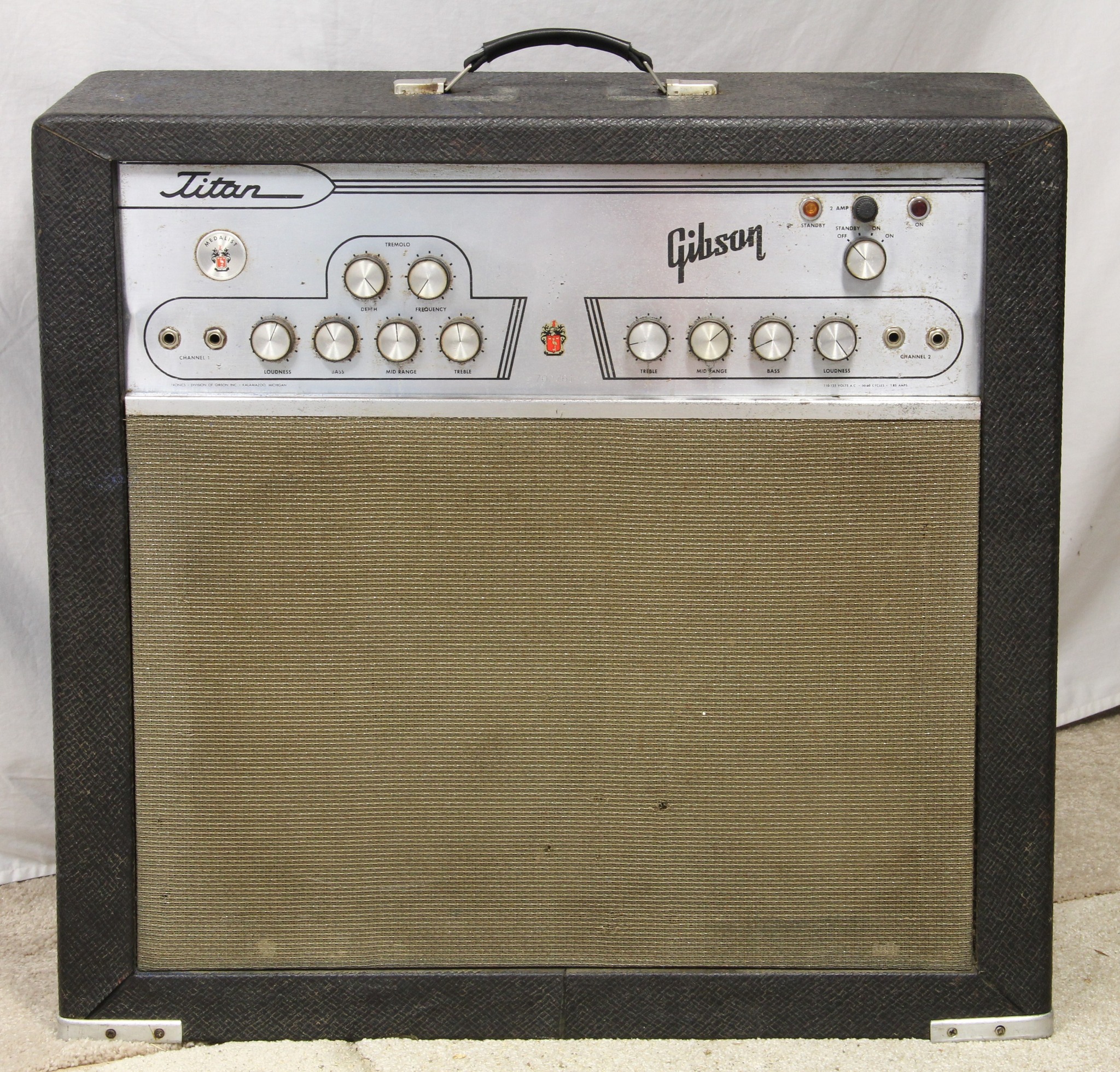 1964 Gibson Titan Medalist vintage amp review