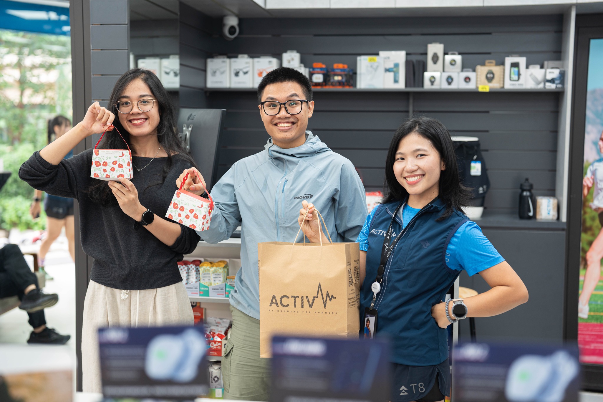 Activ Running Store Hanoi... - Activ Running Store Hanoi
