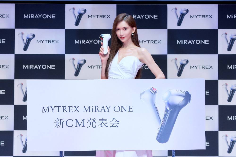 林志玲Chiling Lin - 林志玲Chiling Lin added a new photo.