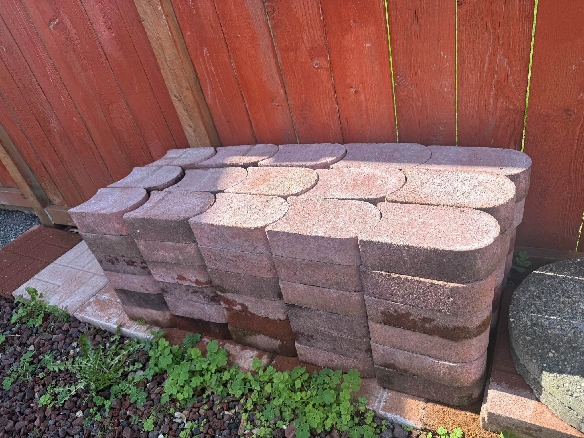 Edgestone 8 in. x 2.75 in. x 5 in. Red Concrete Edging - Landscaping ...