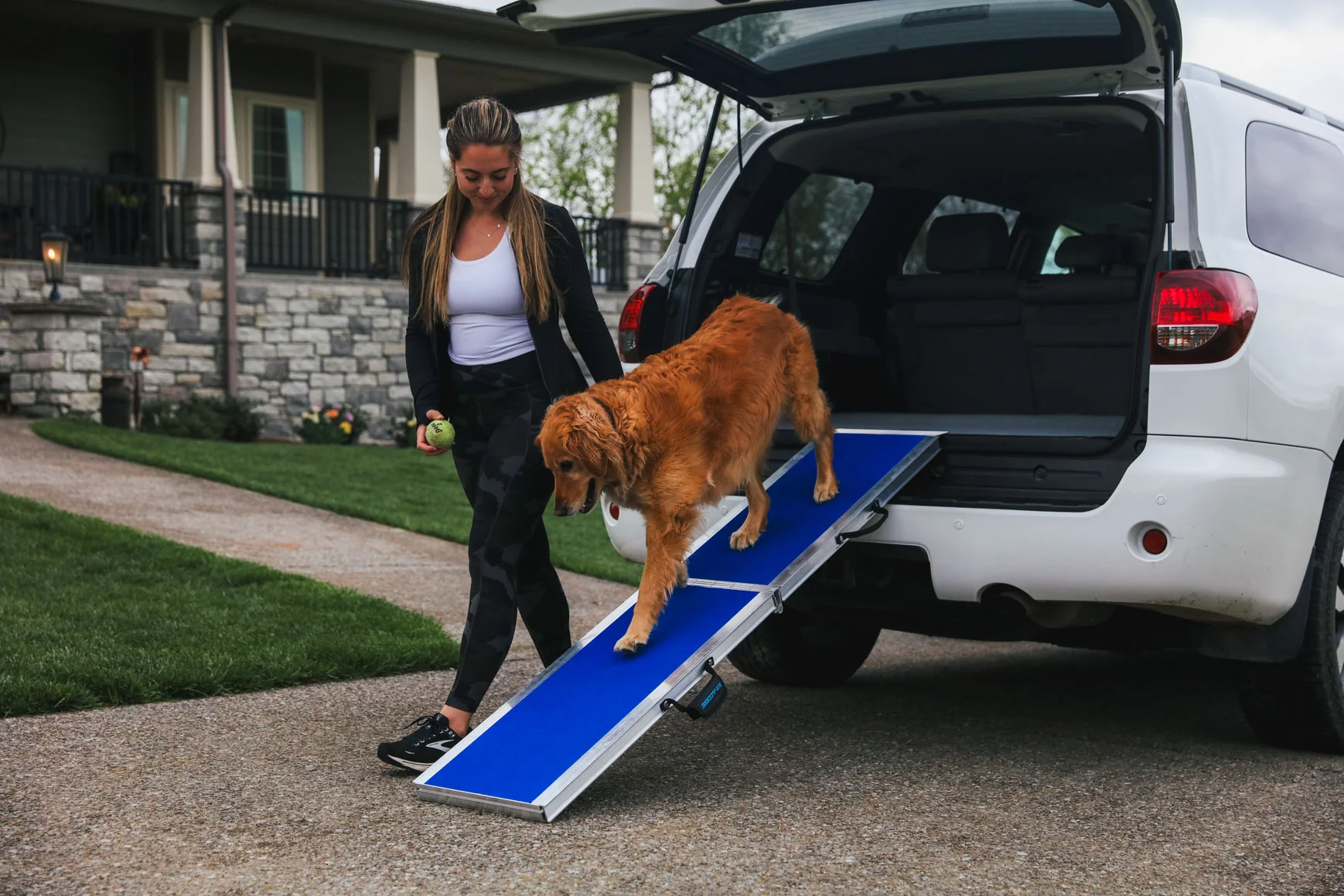 EZ-ACCESS - 🐾 Adventure made easy. The FOUR RUNNER™ Portable Pet Ramp ...