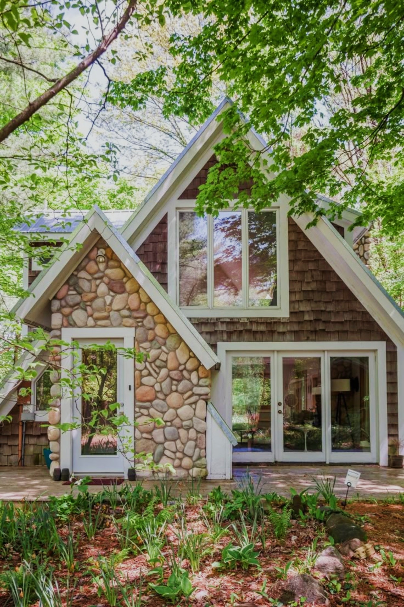 Dreams Cottages And Gardens | This house has a unique shape, with a ...