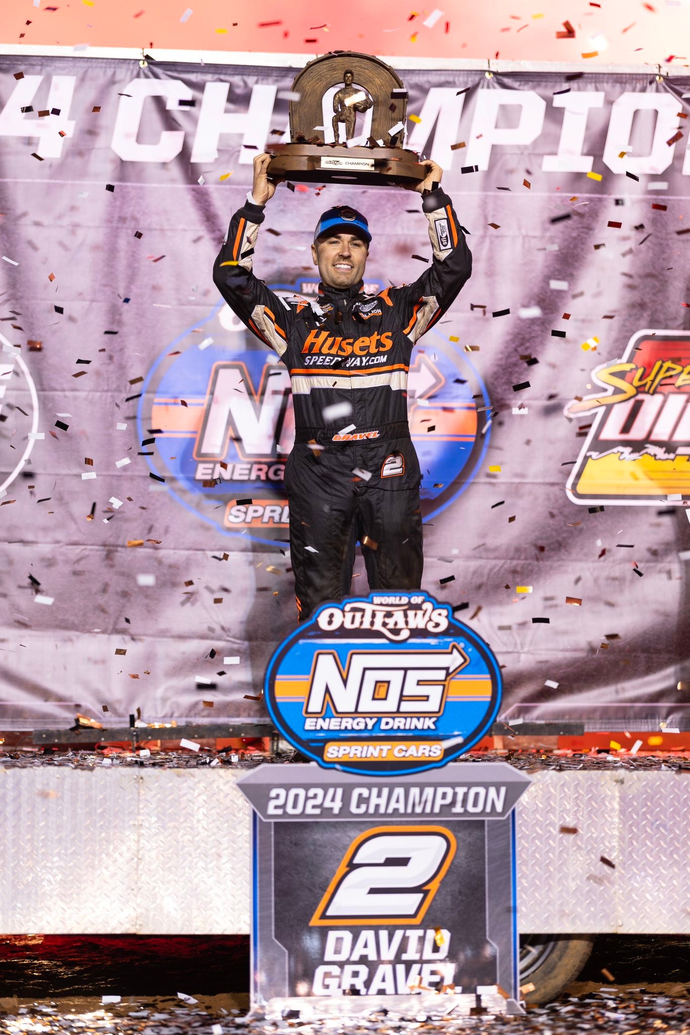World of Outlaws... - World of Outlaws Sprint Car Series