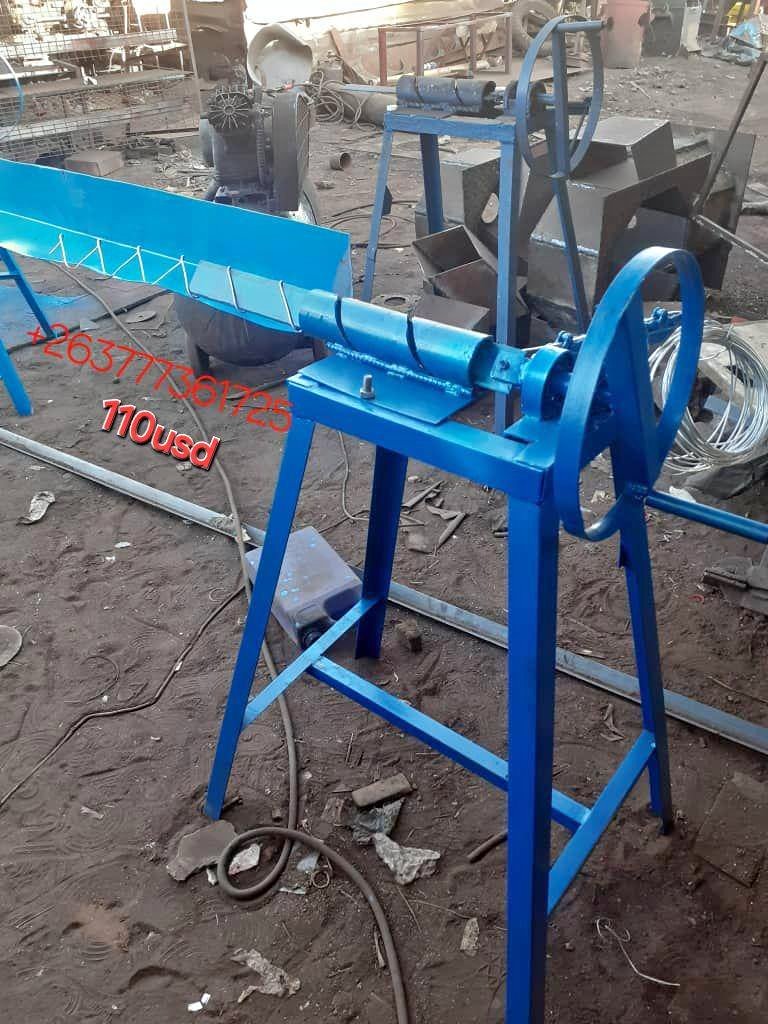 Wire making machine, or Diamond fence machine - Garden Tools ...