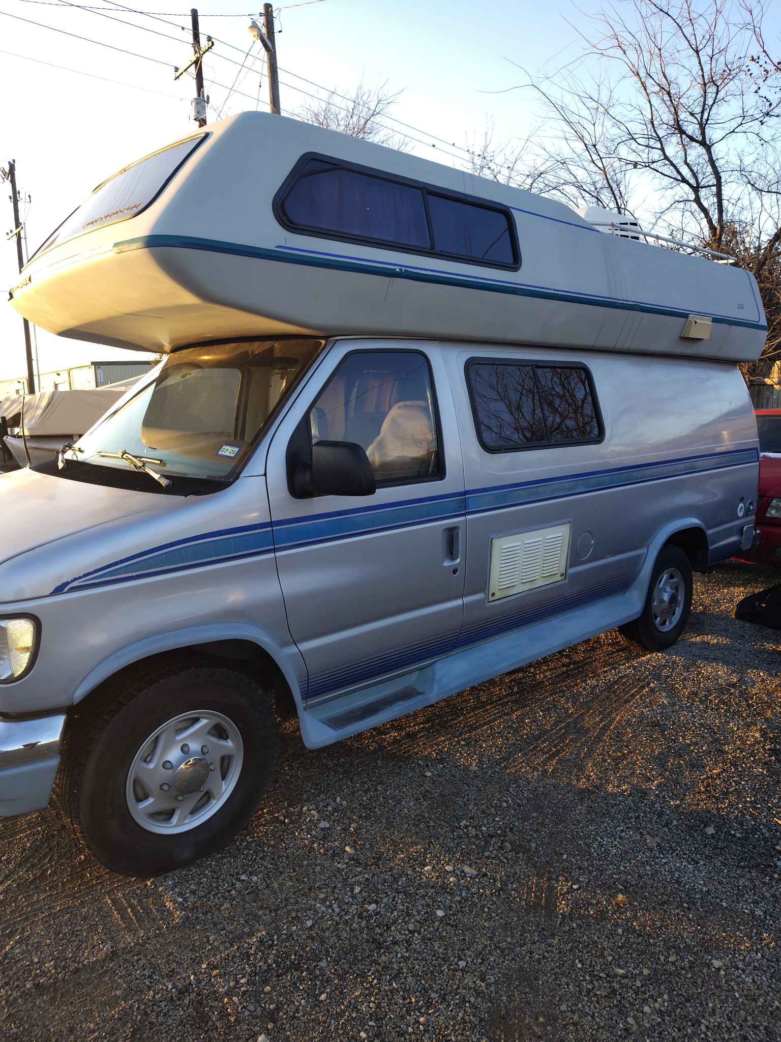 Airstream class b motorhome 95 model E350 V8 runs and drives great 