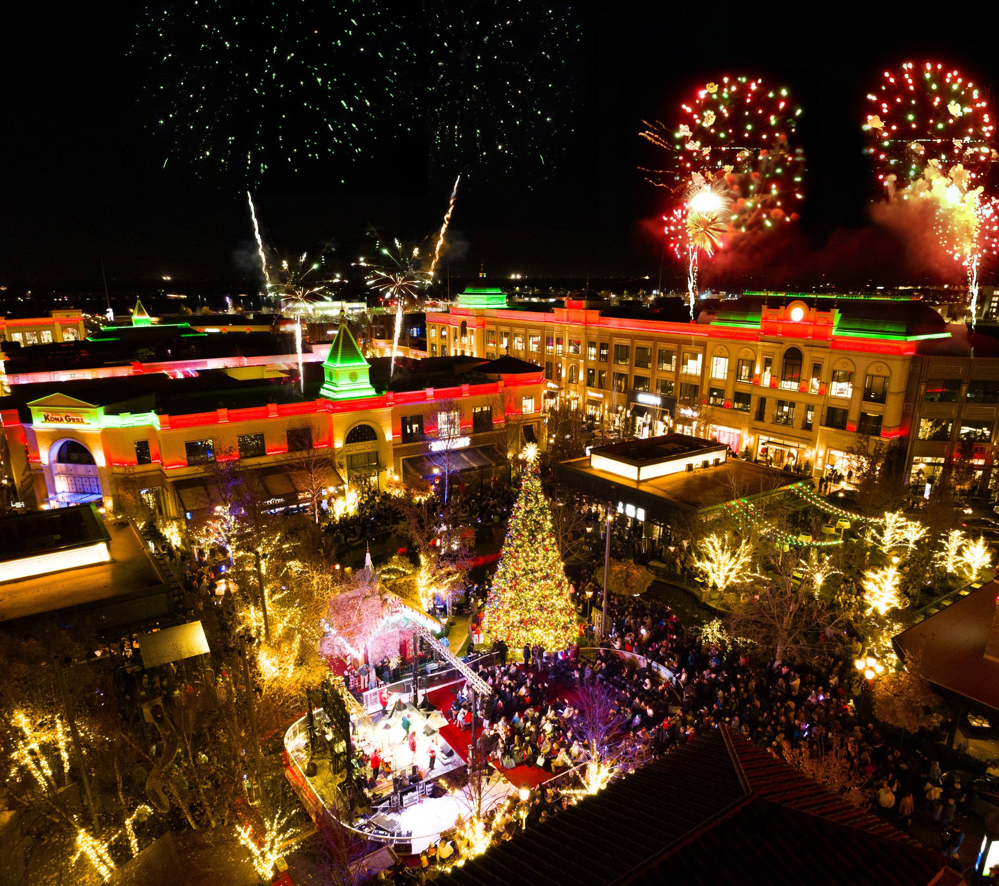 Annual Tree Lighting & Santa Arrival