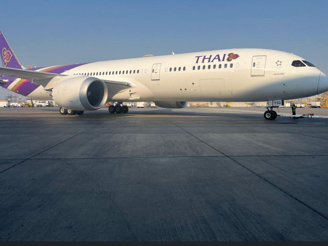 Love - เธอโผล่มาจากไหน ??? เมื่อภาพหลุดของ Boeing 787-9 Dreamliner นาม ...