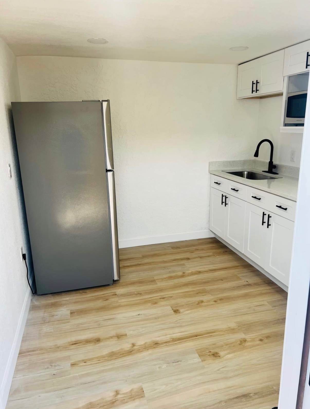 Beautiful Private Efficiency for Rent – Utilities Included - Property ...