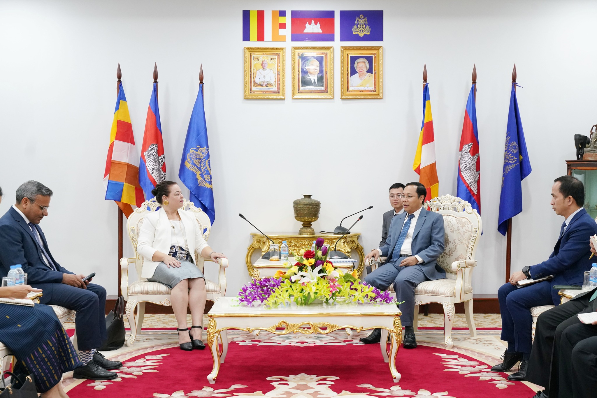 ឯកឧត្តម ប៊ិន ត្រឈៃ... - ក្រសួងផែនការ Ministry of Planning | Facebook