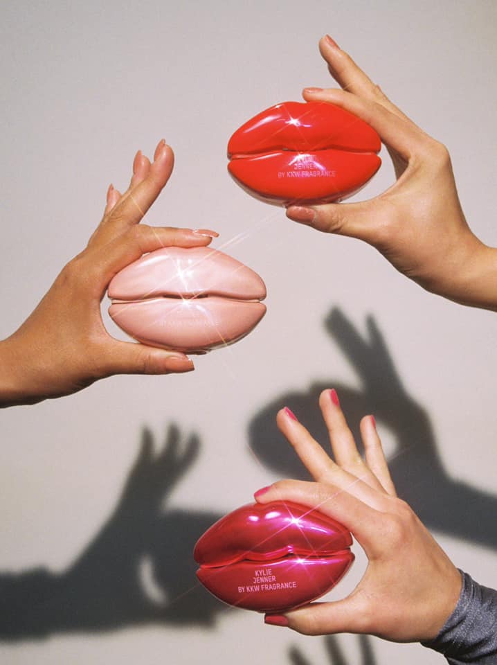 Kylie Jenner by KKW FRAGRANCE Pink Lips is a solar coconut floral