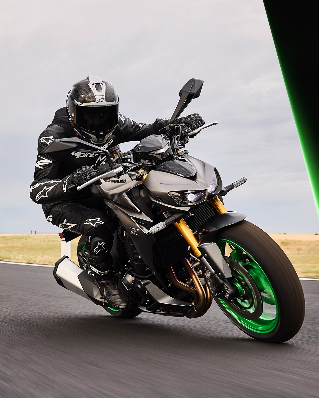The Z1100 is the pinnacle of Kawasaki's unique Sugomi performance