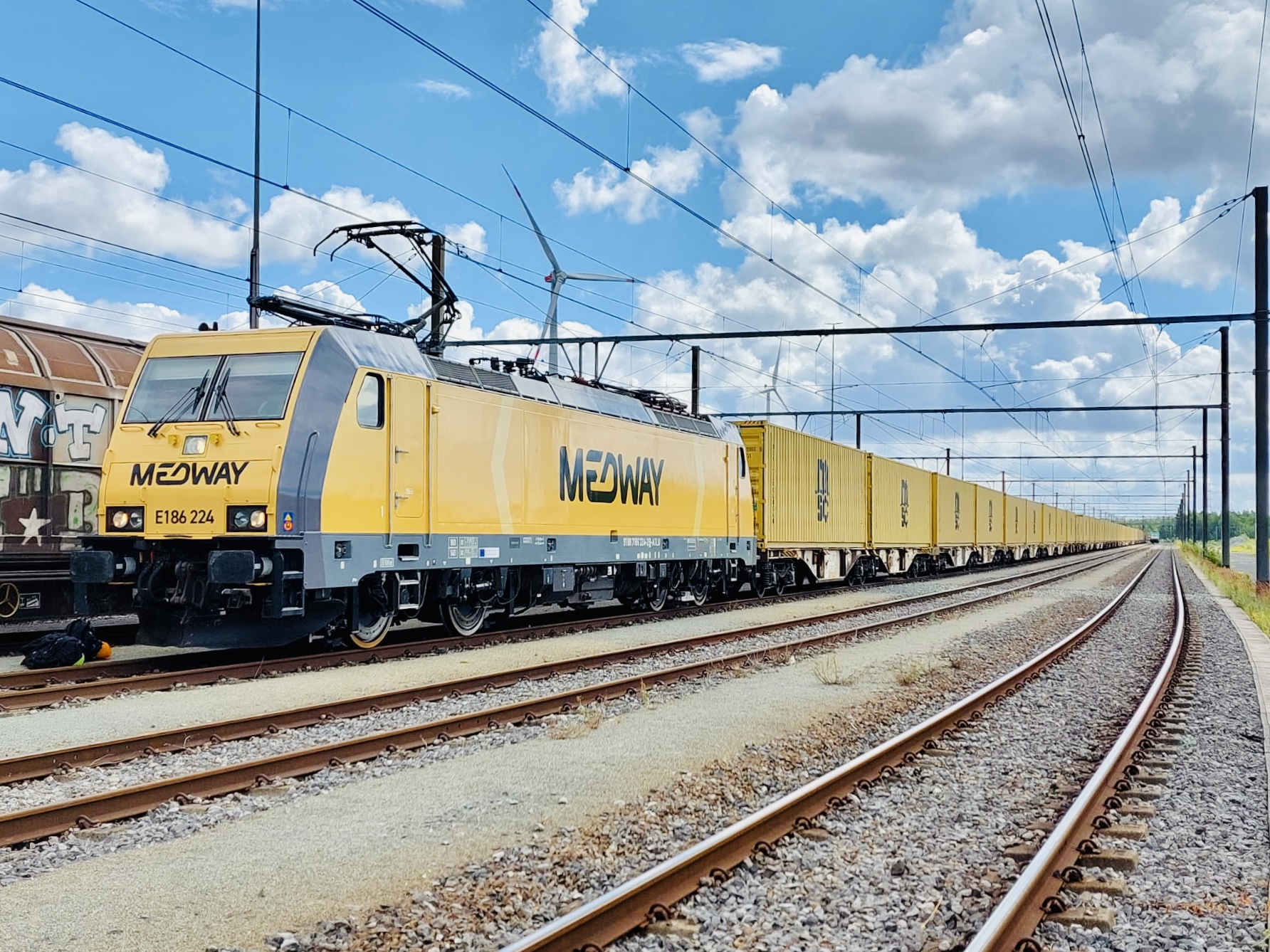 Lineas - Your Freight Force... - Lineas - Your Freight Force